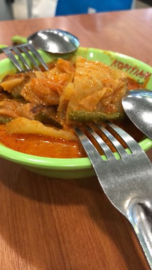 Love their veg curry   at e Veg 益素食 - VivoCity in Central Singapore