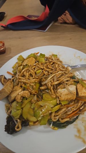  at Nova China in Porto