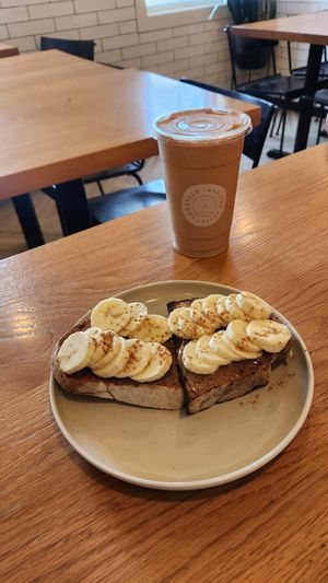 Almond Butter Toast and PB and Joy Smoothie at Laney & Lu in Exeter