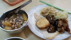 Food at Xiang Ji 香積廚素食 in New Territories