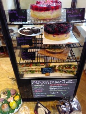 Cake, Panini, Macarons at Coffifee in Stralsund