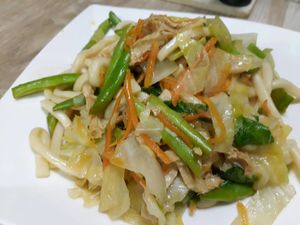 fried noodles at Ru Su Jia Zhen - VegeCherish in New Taipei City