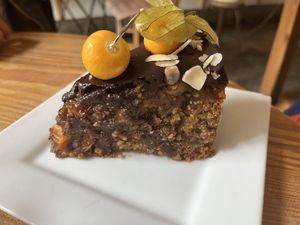 Torta de aguaymanto  at La Verde in Lima