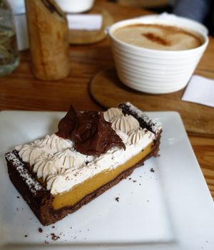 Lucuma cake + Cappuccino at La Verde in Lima