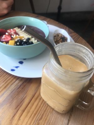 Lucumba smoothie - soooo Good!!! at La Verde in Lima