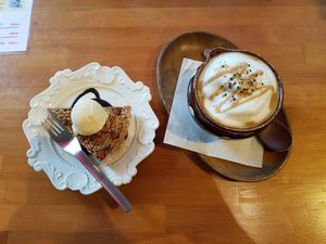 Sesame Tart and Chai Latte! at Gomacro in Kyoto