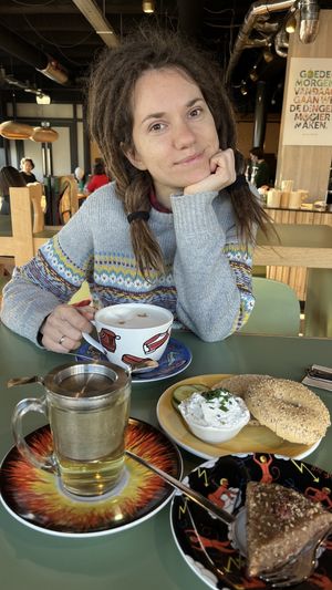 that's me)   at Bagels & Beans - Vivaldistraat in Amsterdam