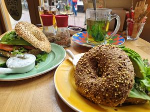  at Bagels & Beans - Gierstraat in Haarlem