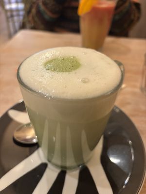 Mmmmmm 💚  at Bagels & Beans - Gierstraat in Haarlem