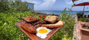 Vegan English breakfast (turmeric scrambled tofu for vegans) at Vivo Cafe & Restaurant in West Bay