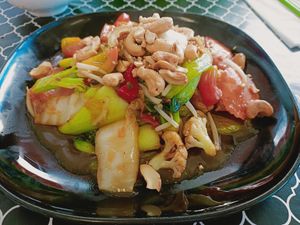 Thai vegetable cashew stir fry at Inala Vegan Restaurant in Inala