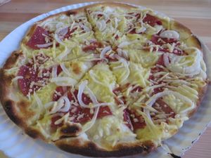 Tarte flambée (vegan) at Kami Express in Saarbrucken