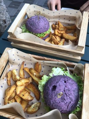 Cheesy Cecio and Flower Burger + fries at Flower Burger - Viale Vittorio Veneto in Milan