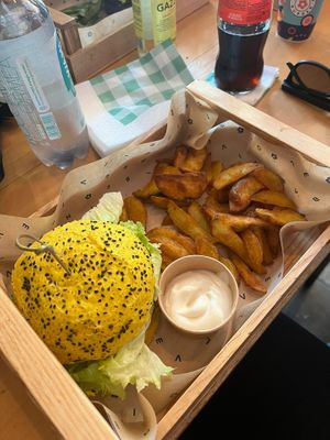  at Flower Burger - Viale Vittorio Veneto in Milan