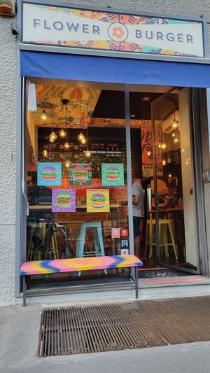 Sweet little restaurant with outdoor tables at Flower Burger - Viale Vittorio Veneto in Milan