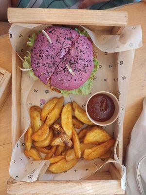  at Flower Burger - Viale Vittorio Veneto in Milan