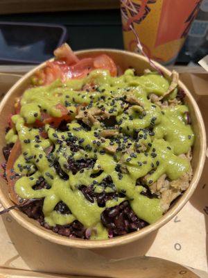 Avo bowl  at Flower Burger - Viale Vittorio Veneto in Milan