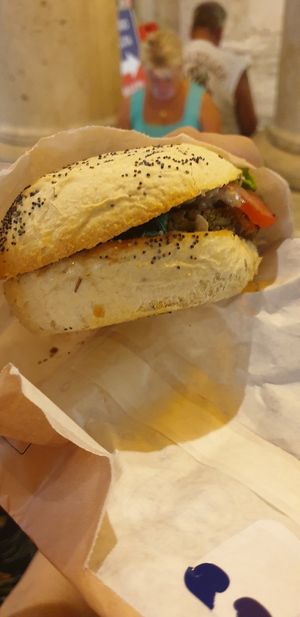 Takeaway Classic at Flower Burger - Viale Vittorio Veneto in Milan