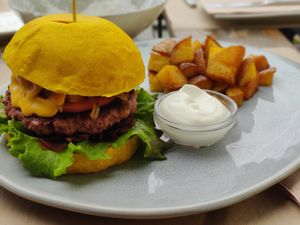 Burger with coconut bacon at BuenaVida Vegan in Tenerife