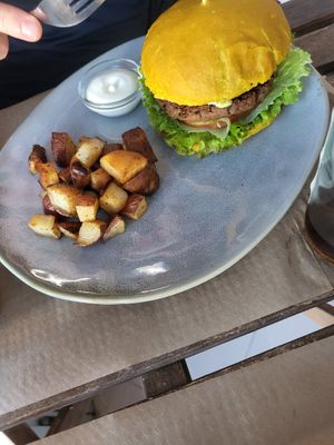 burger at BuenaVida Vegan in Tenerife