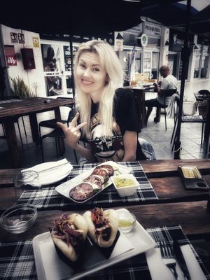 Aš you see I tried two dishes on the menu that have new owners. My partner tried " Smashed burger". Just wanted to support my opinion about new dishes. Good luck anyway... at BuenaVida Vegan in Tenerife