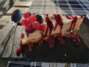 Cheesecake at BuenaVida Vegan in Tenerife