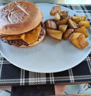 Burger at BuenaVida Vegan in Tenerife