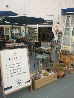 Quaint outdoor seating at BuenaVida Vegan in Tenerife