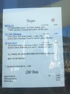 The current menus as of December 2019 at BuenaVida Vegan in Tenerife