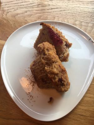 gluten free raspberry muffin  at 8ablish in Tokyo