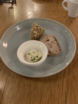 Vegan butter and bread (comes with bread refills) at 8ablish in Tokyo