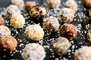 FRUTEVER: nut & dried fruit balls at Frutever in Riga