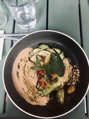 Plat : aubergines grillées  at Le Potager de Charlotte in Paris