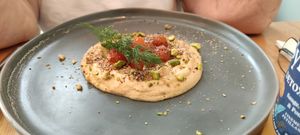 Potimarron roti et houmous at Le Potager de Charlotte in Paris