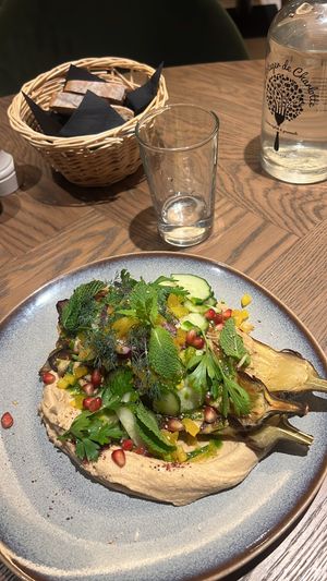 Melanzana hummus e verdure   at Le Potager de Charlotte in Paris