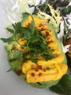 Avocado “egg” at Le Potager de Charlotte in Paris