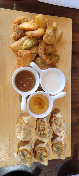 Gyozas and tempuras at El Buda Profano in Arequipa