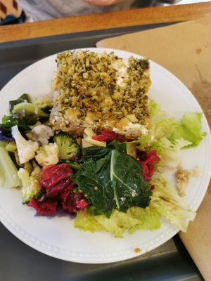 Tofu "pie" (Prato do dia) - absolutely delicious and loads of veggies at BE U in Ericeira