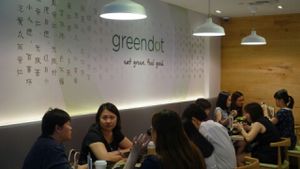 restaurant interior decor  at Greendot 绿一点 - Raffles Place in Central Singapore
