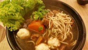 herbal noodles at Greendot 绿一点 - Raffles Place in Central Singapore