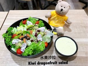 Fruit salad at Greendot 绿一点 - Raffles Place in Central Singapore