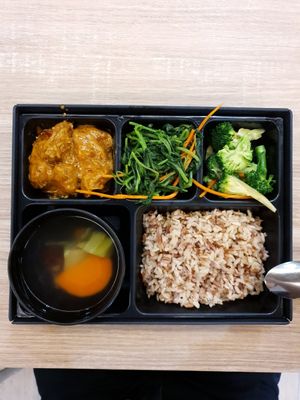 Bento set, $8.90 at Greendot 绿一点 - Raffles Place in Central Singapore