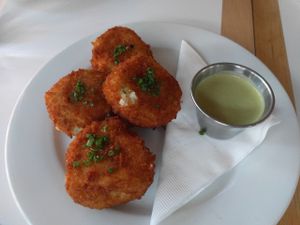risotto cakes at Little Pine in Los Angeles