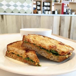 Grilled cheese at Little Pine in Los Angeles