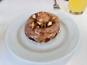 Vanilla Almond Donut at Little Pine in Los Angeles
