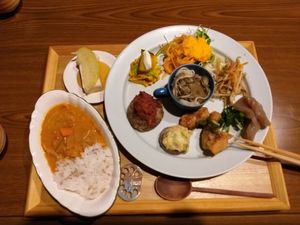 Vegan dinner at Kunelasob Eco-Guesthouse in Oboke