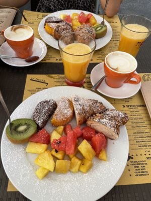 Vegan breakfast for 9€ at La Licata in Rome