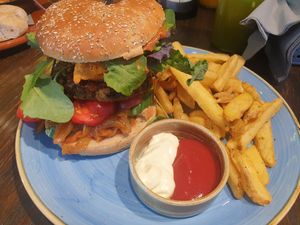 Garden Burger with Fries at Pier 14 in Seebad Zinnowitz