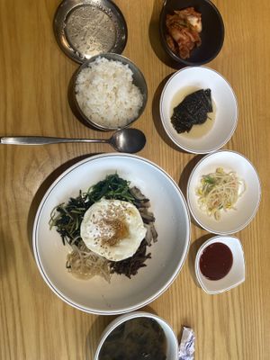 vegetable bibimbap (side dishes most likely not)  at Shoue-Hyang in Sokcho