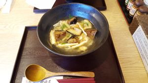 kitsune udon with eggplant at Mimikou in Kyoto
